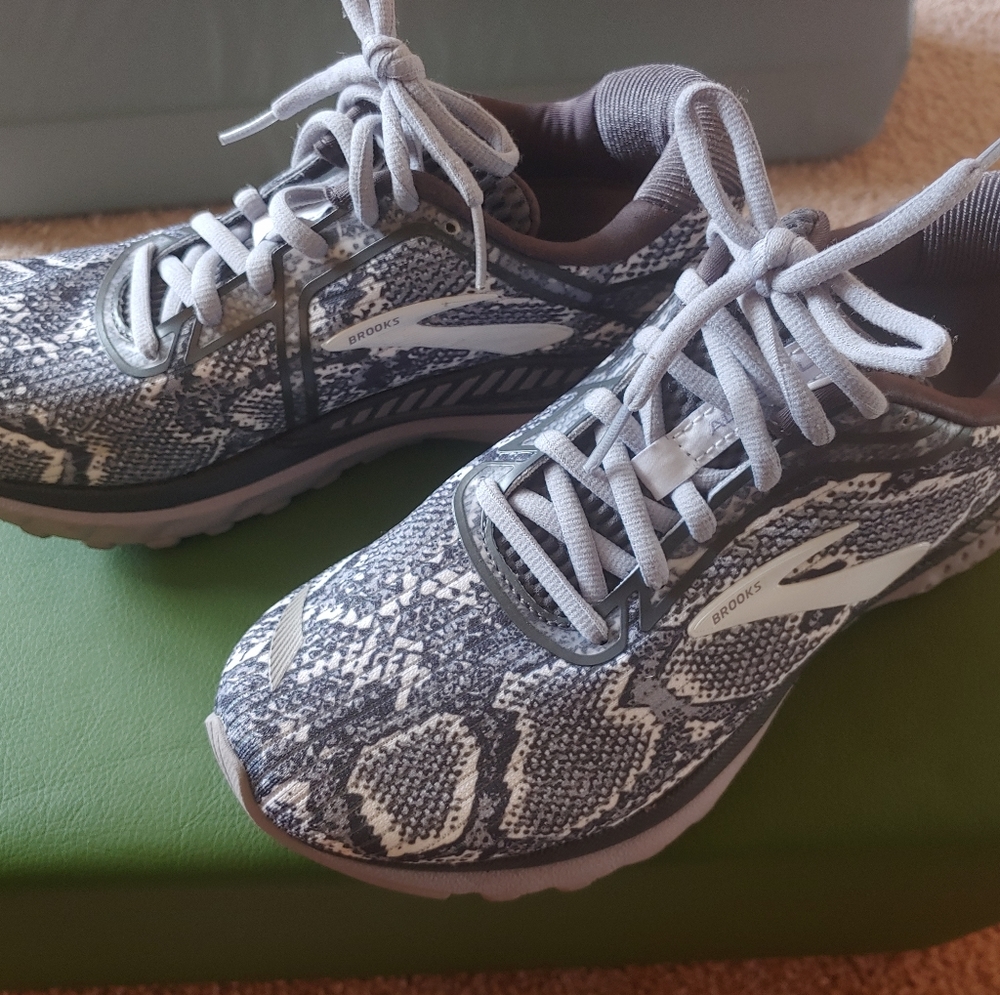 Brooks adrenaline